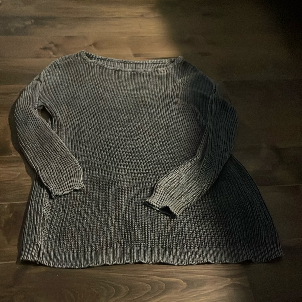 Cute cable sweater size small